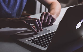 双目标锁定！利物浦中场大换血，巴雷拉+吉布斯·怀特能救场吗？